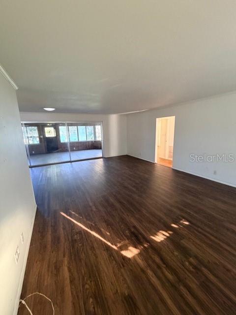 Building Photo - 1617 Lakeside Dr