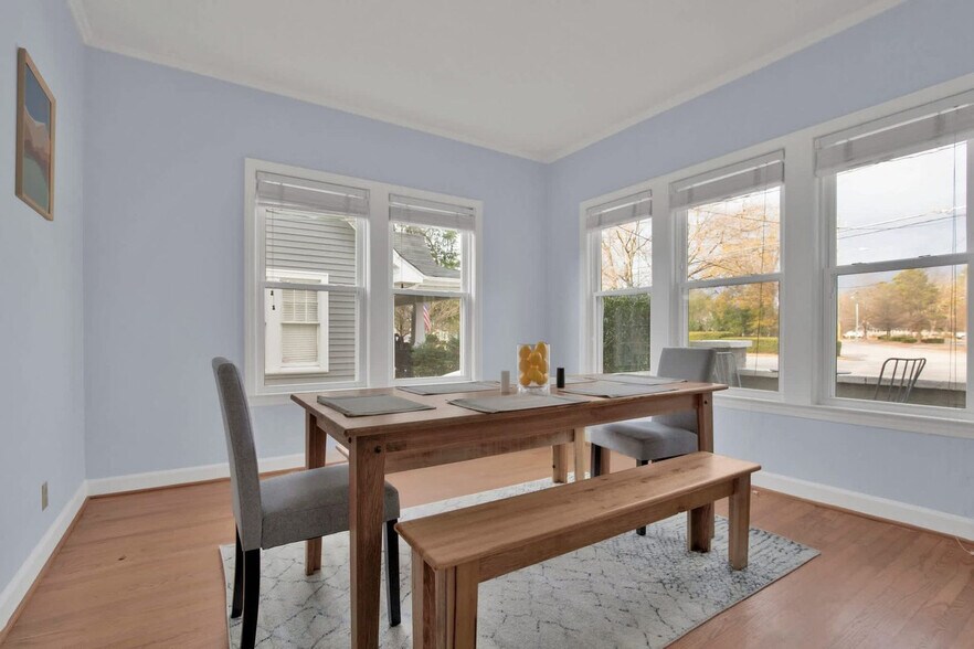 Building Photo - 1713 Fort Bragg Rd