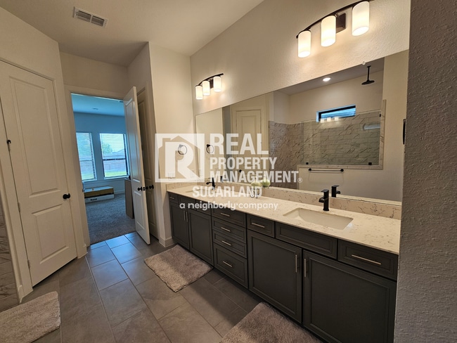 Building Photo - Move-In Ready Home in Sienna with Resort Amenities