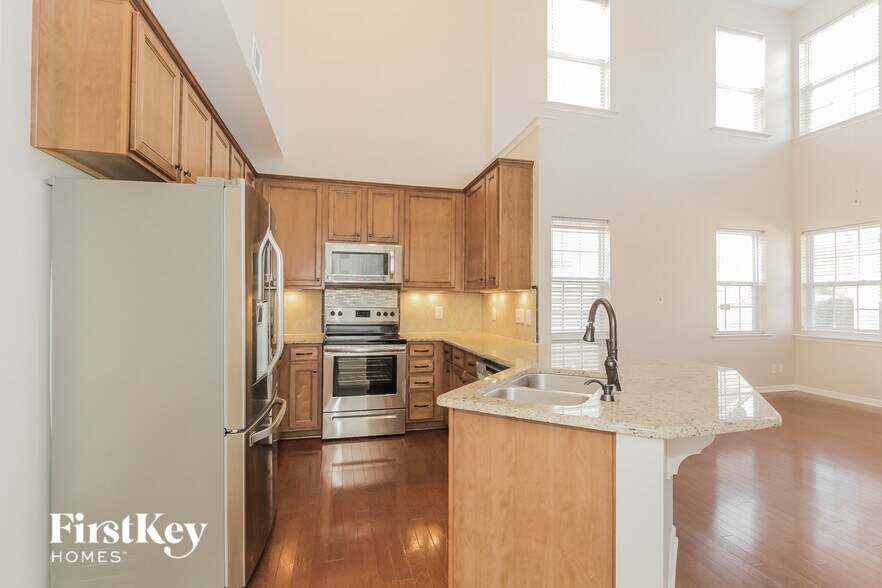 Building Photo - 2440 Sonoma Valley Dr
