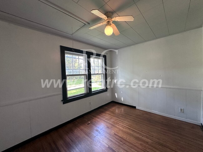 Building Photo - 1203 Cleveland-