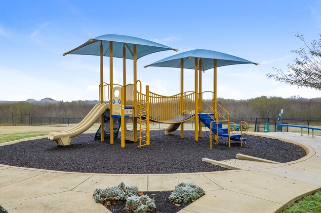 Building Photo - 12050 Pewee Ct