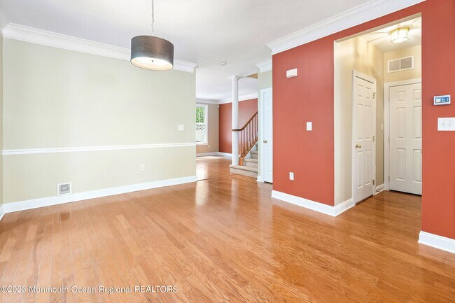 Building Photo - 25 Indigo Dr