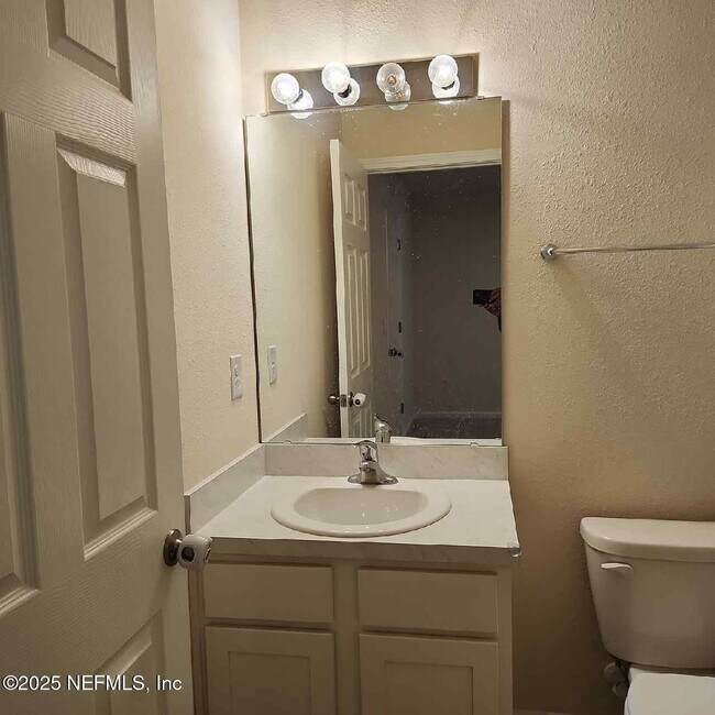 Building Photo - 86624 Shortline Cir