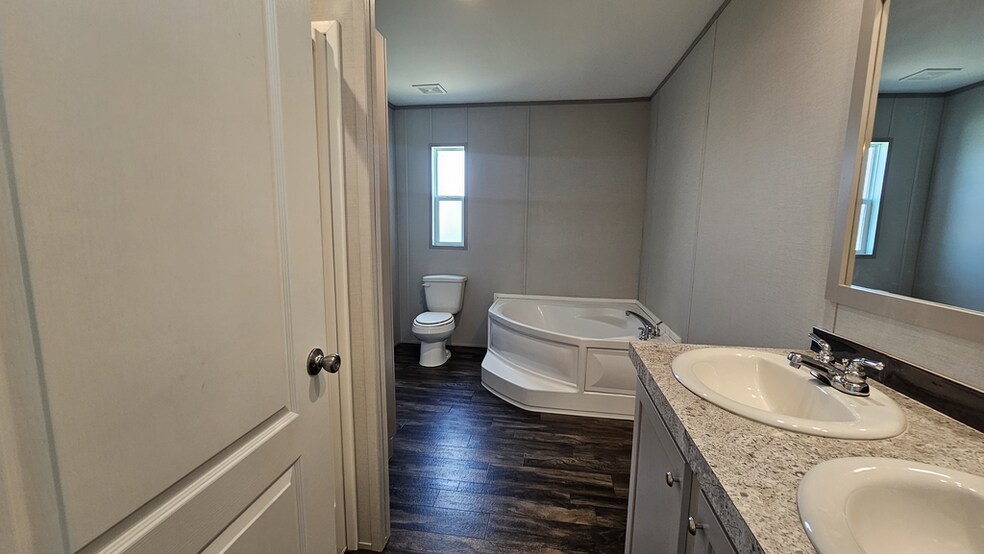 Building Photo - 130 Cirrus Cir