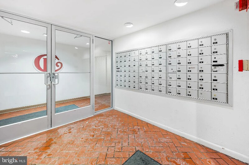 Building Photo - 10850 Green Mountain Cir