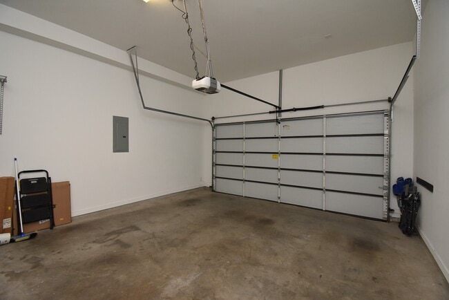 Building Photo - 1211 Rosine St