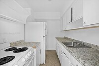 Building Photo - 800 83rd St