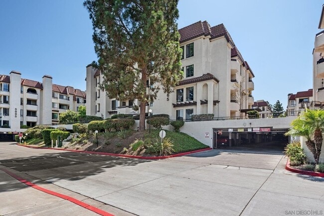Building Photo - Resort Style Living in Mission Valley - 2 ...