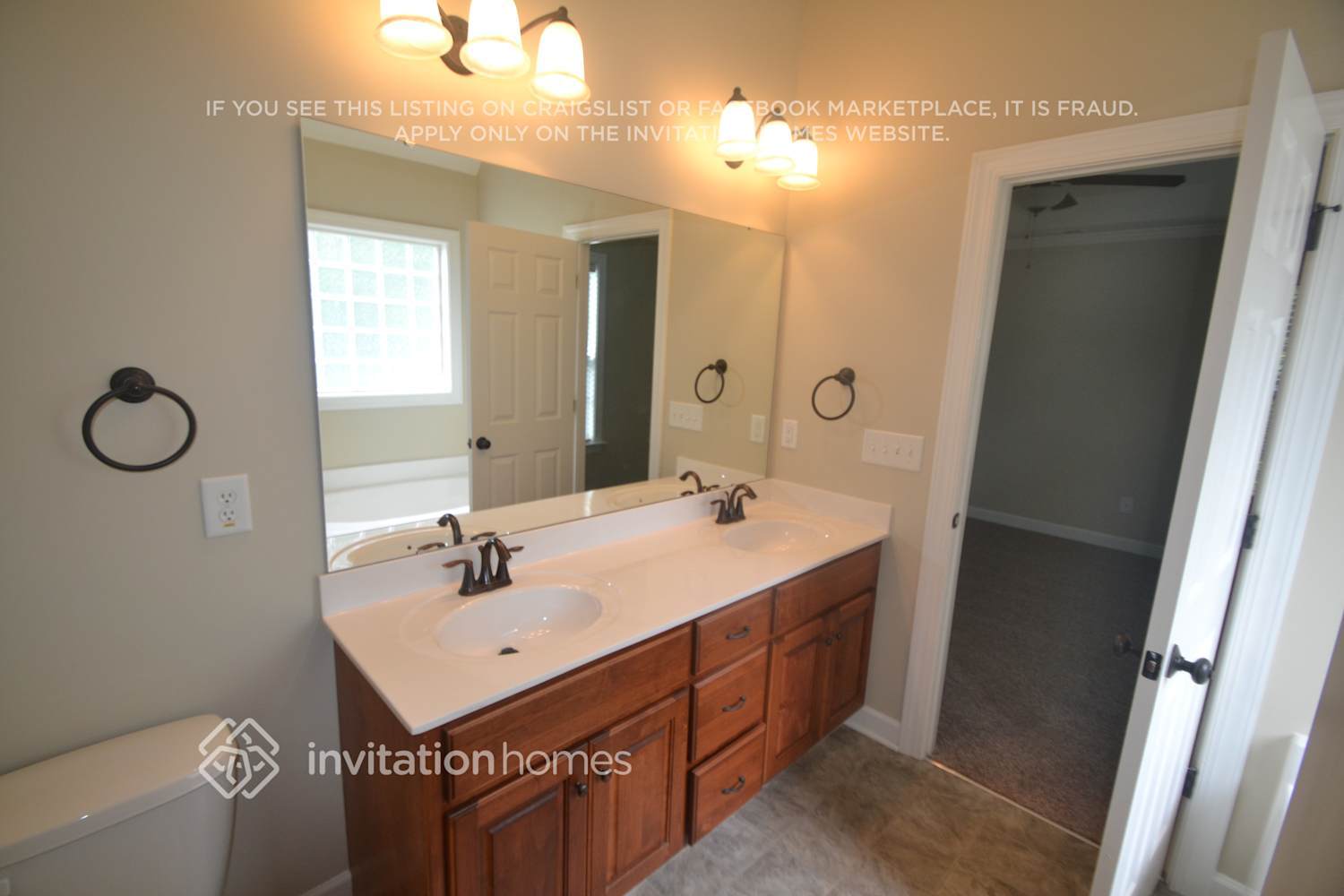 Building Photo - 60 Anderby Dr