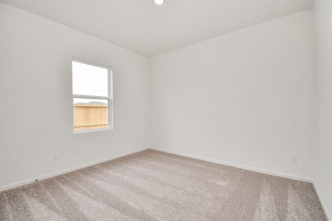 Building Photo - 5903 Grantgrala Dr