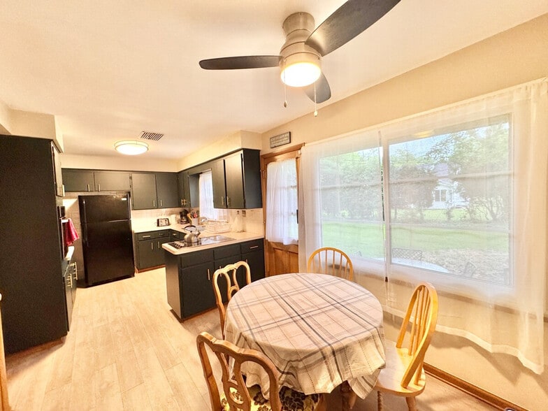 Building Photo - 15681 Wyatt Rd