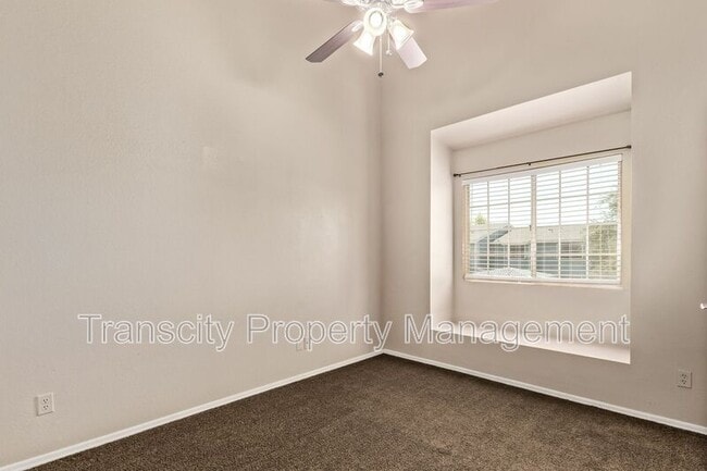 Building Photo - 2301 E University Dr