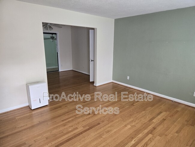 Building Photo - 5425 Cape Henry Ave