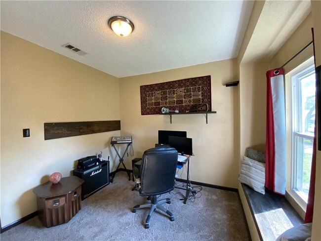 Building Photo - 16402 Malden Dr