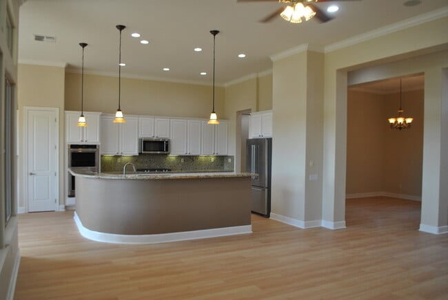 Building Photo - Gorgeous Upgraded Sun City Lincoln Hills Home