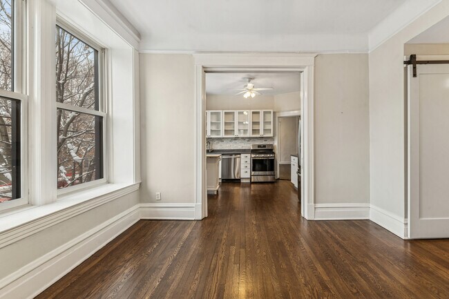 Building Photo - 2159 N Seminary Ave