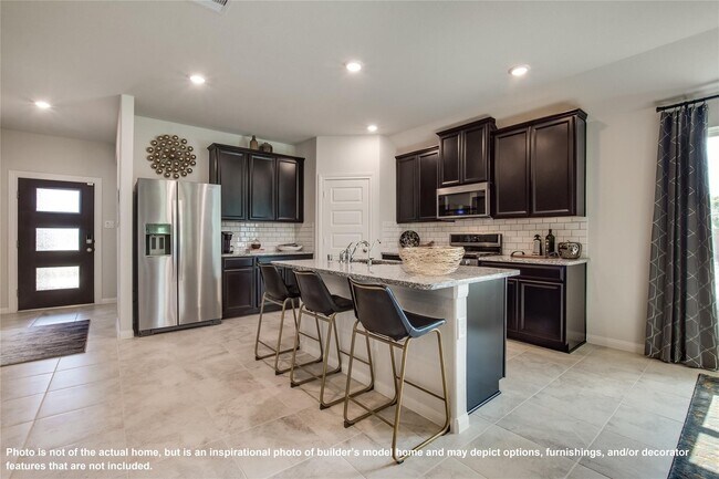 Building Photo - 10706 Sentinel Dome Dr