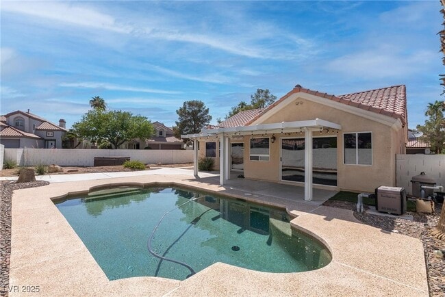 Building Photo - 7817 Cape Vista Ln