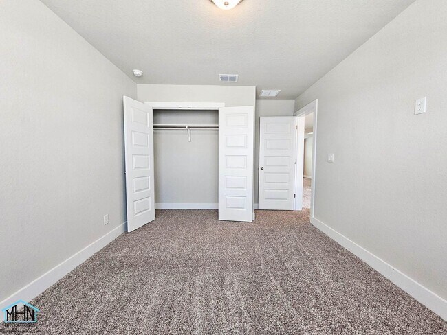 Building Photo - 11225 Lowder Ln