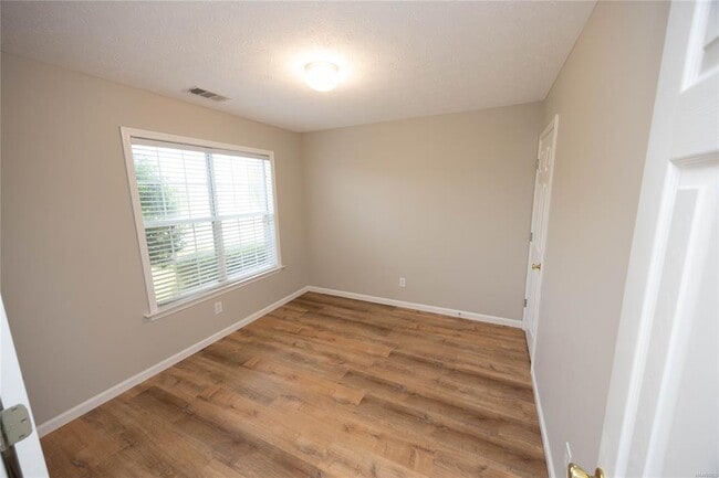 Building Photo - 8824 Stoneridge Pl