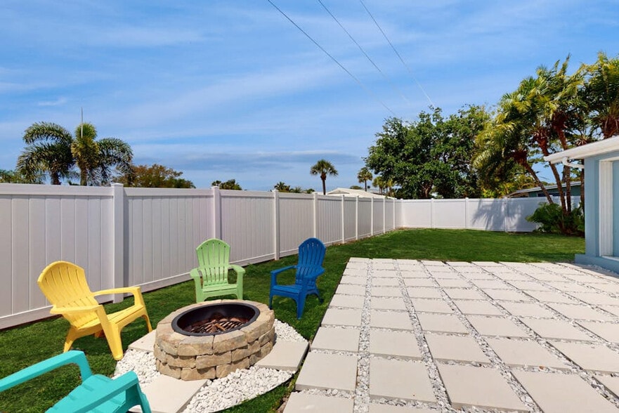 Building Photo - 178 Sunaire Terrace