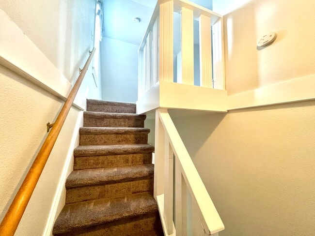 Building Photo - Reed Neighborhood Beautifully Renovated 3-...