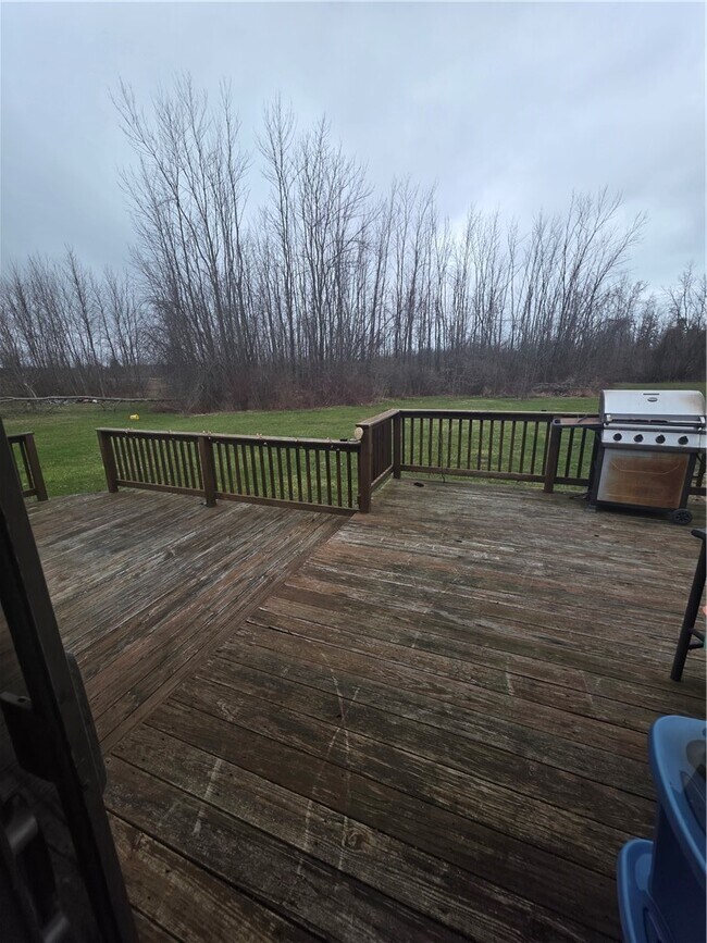 Building Photo - 1190 Kent Rd