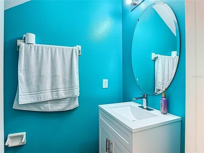 Building Photo - 4608 Cumbrian Lakes Dr