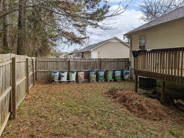Building Photo - 228 Chesterton Dr