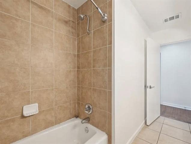 Building Photo - 3817 Trail Lake Dr