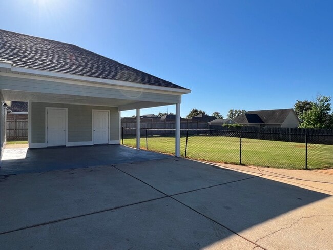 Building Photo - Home for rent in Prattville