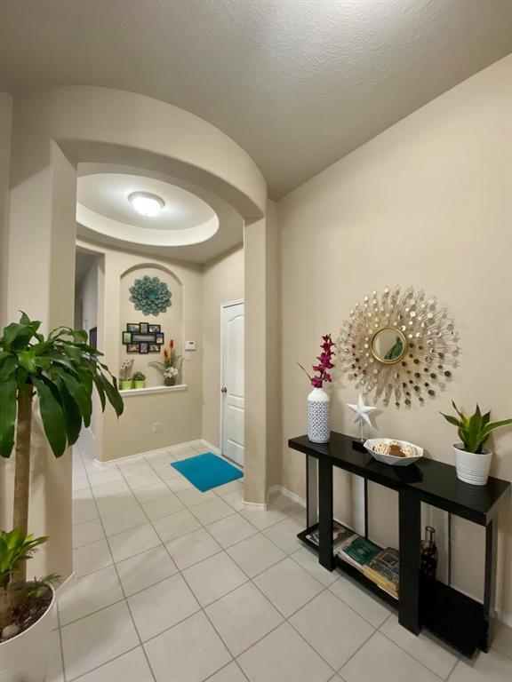 Building Photo - 21494 Kings Bend Dr