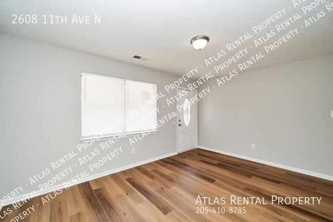 Building Photo - 2608 11th Ave N