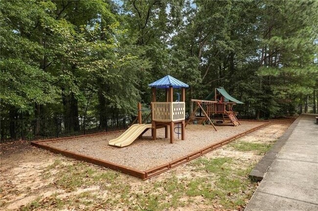 Building Photo - 11065 Brunson Dr