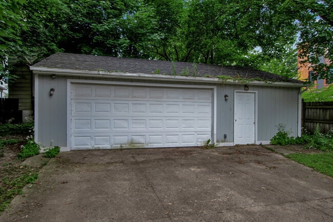 Building Photo - Furnished 4-Bedroom Single-Family Home on Buffalo’s West Side