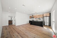 Building Photo - 6049 Craner Ave