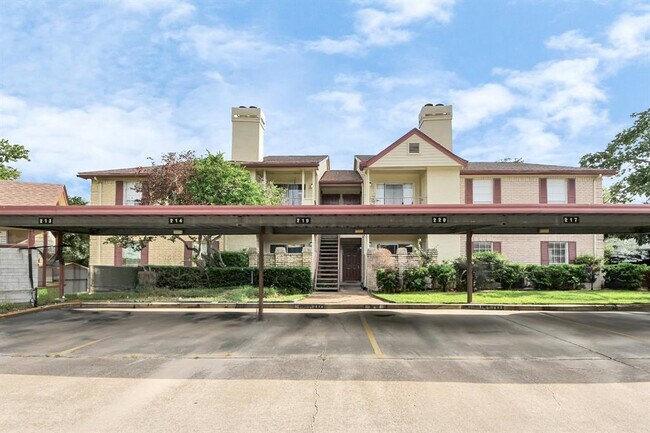 Building Photo - 2120 El Paseo St