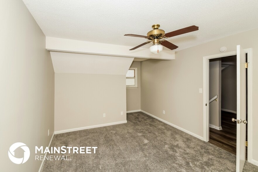 Building Photo - 2085 Edenwood Cir