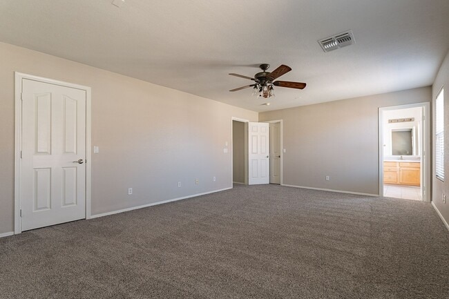 Building Photo - Home in Chandler for rent