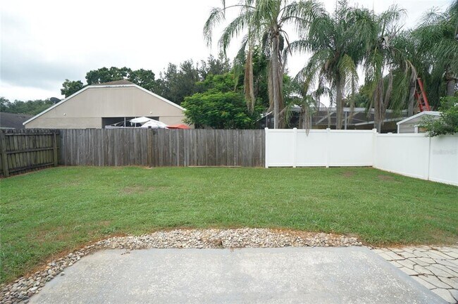 Building Photo - 406 Sonoma Dr