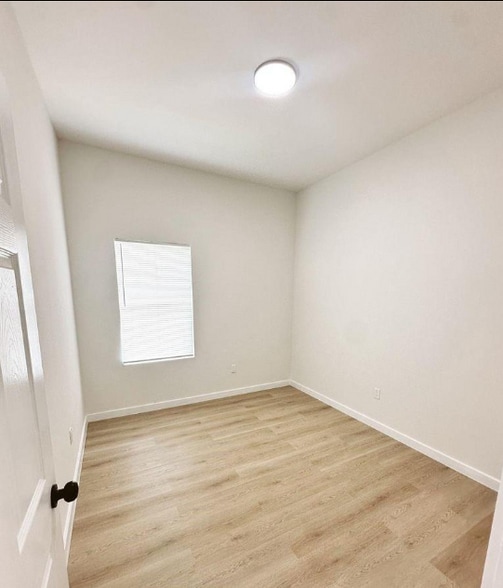 Building Photo - 9705 Garcroft St