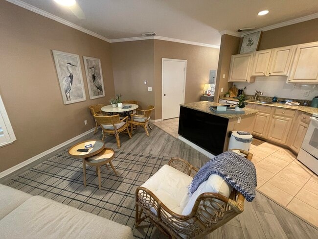 Building Photo - 10067 Perfect Dr