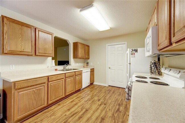 Building Photo - 1432 Anise Dr