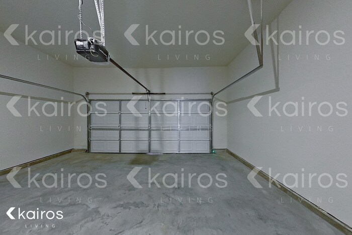 Building Photo - 3478 Bridgewood Dr