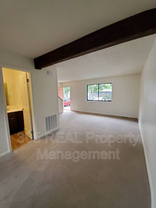 Building Photo - 2141 28th Ave Ct