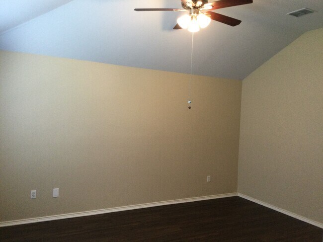 Building Photo - 5589 Hunters Bend Ln