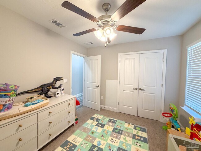 Building Photo - 4578 Red Oak Dr