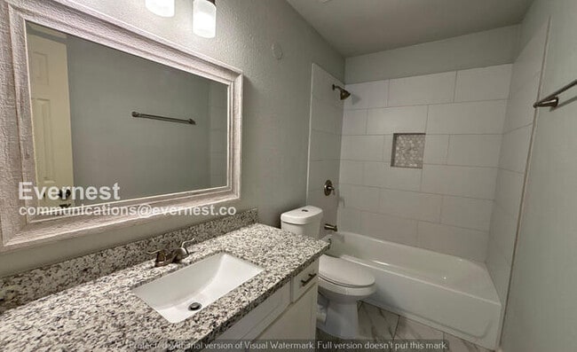 Building Photo - 18611 Headland Dr