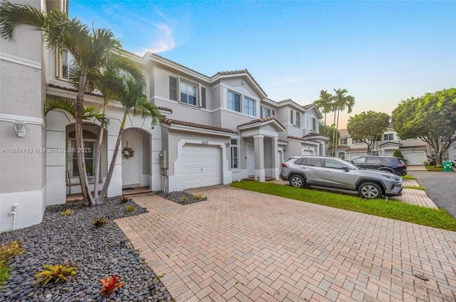 Building Photo - 5625 NW 112th Path
